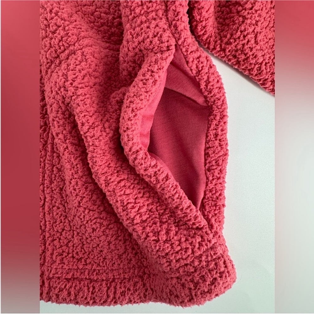 Nike Women's Sherpa Teddy Fleece Sweater - Picture 4 of 6